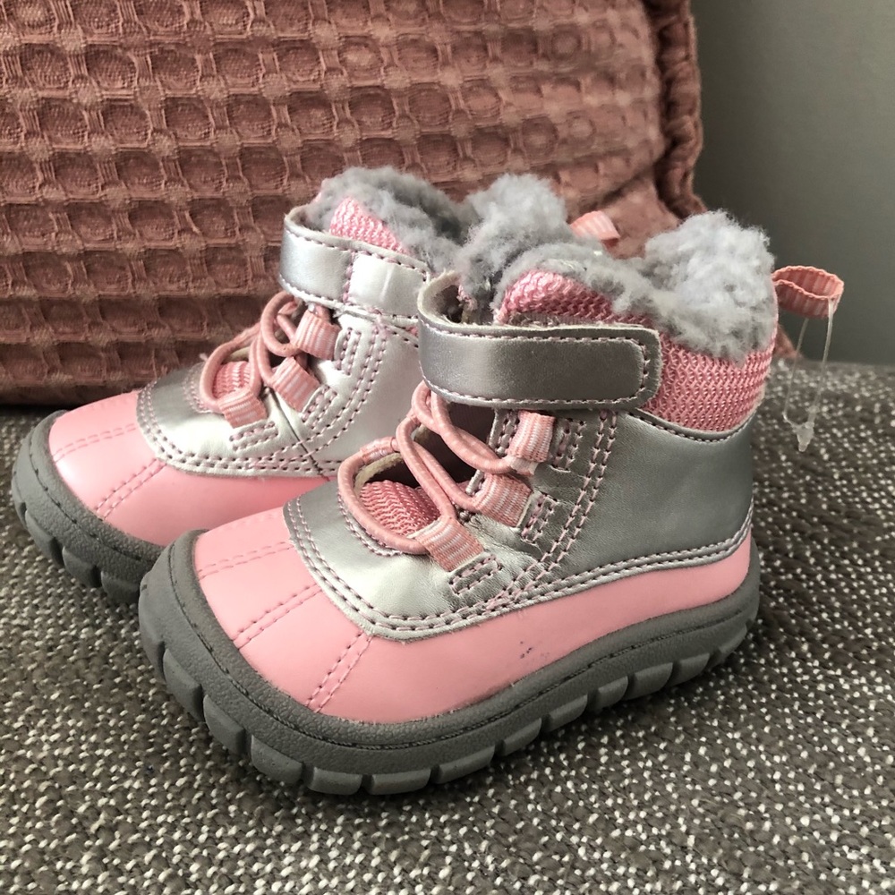 Wonder Nation Snow Boots Size 3